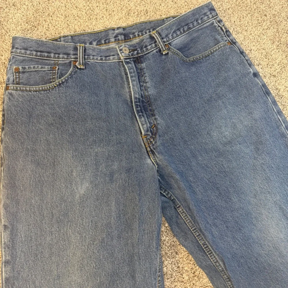 Levis 560 Comfort Fit Tapered Leg Jeans Mens 40x32 Medium Wash Blue Denim